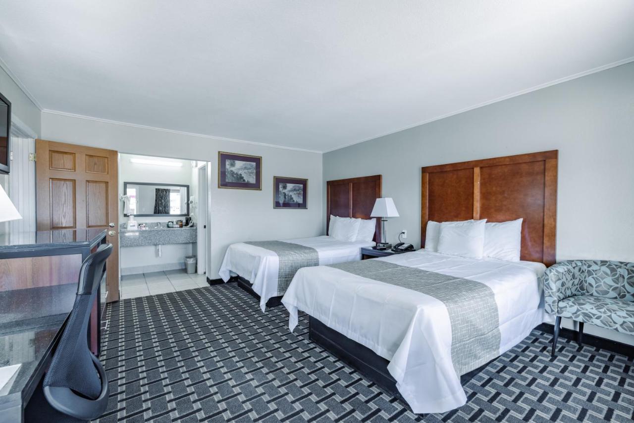 Travelodge By Wyndham Jackson I-40 Exit 82 מראה חיצוני תמונה
