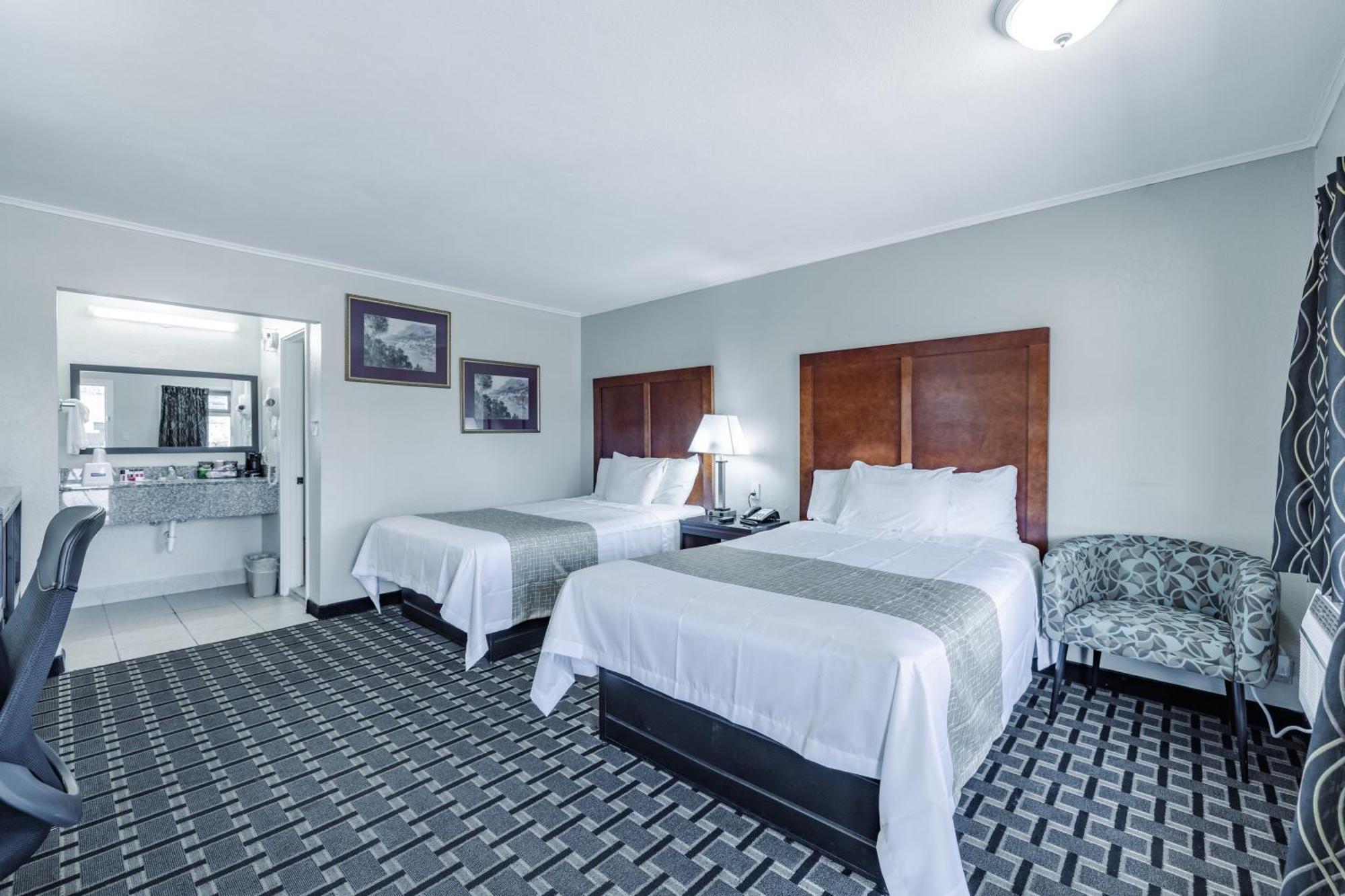 Travelodge By Wyndham Jackson I-40 Exit 82 מראה חיצוני תמונה